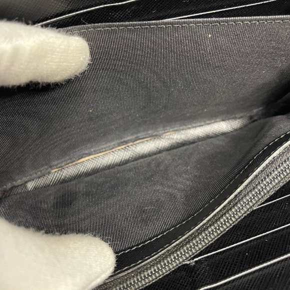 SALVATORE FERRAGAMO continental zip leather wallet in black - Picture 13 of 17